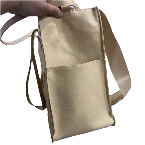 BEIS The Work Tote Beige Bag Travel Lg With Strap/ Interior iPad Snap On Pouch - Picture 4 of 16